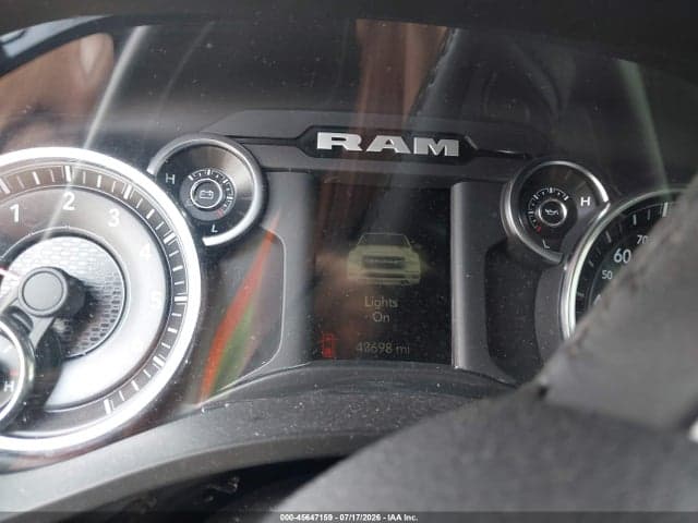 2023 RAM 1500 BIG HORN 4X4 6'4 BOX 7
