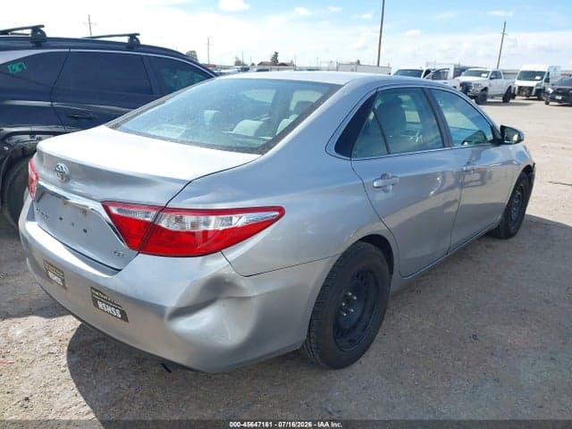 2017 TOYOTA CAMRY LE 4