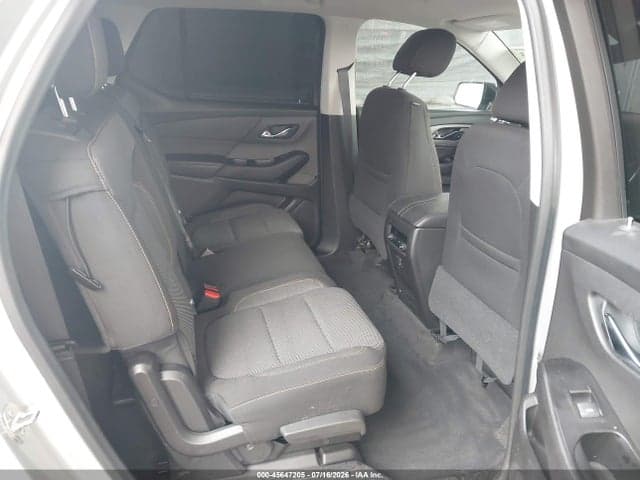 2018 CHEVROLET TRAVERSE LS 8