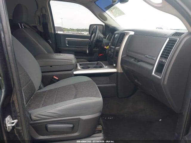 2017 RAM 1500 BIG HORN 4X2 5'7 BOX 5