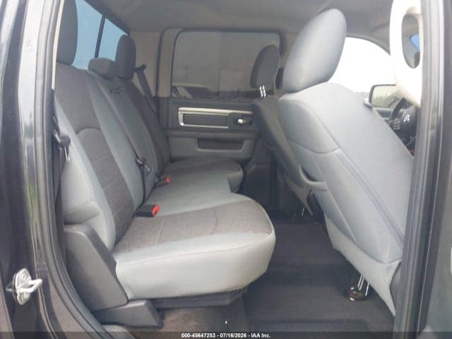 2017 RAM 1500 BIG HORN 4X2 5'7 BOX 8