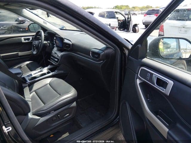 2022 FORD EXPLORER XLT 5