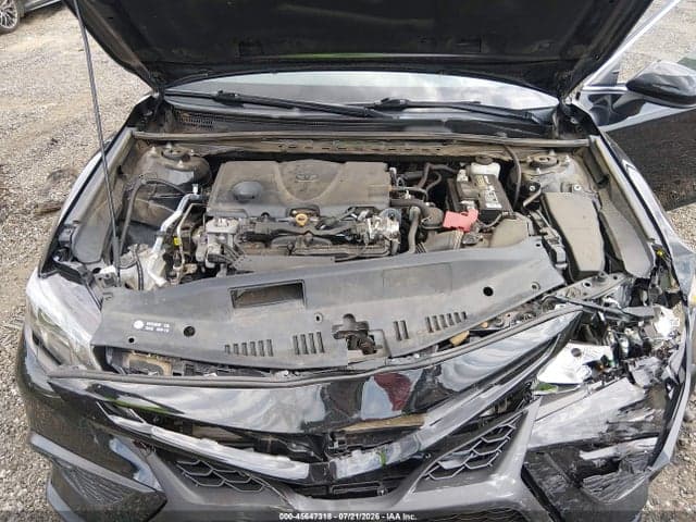2021 TOYOTA CAMRY SE 10