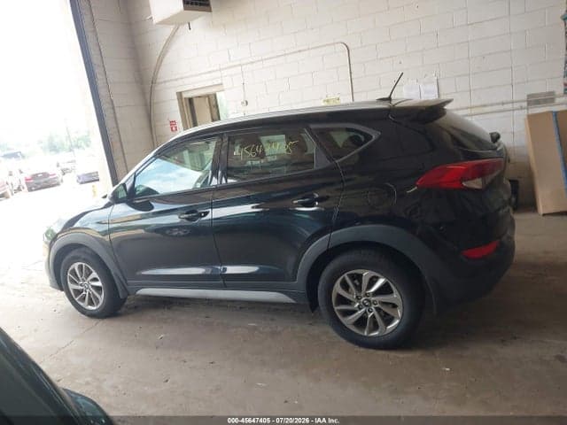 2017 HYUNDAI TUCSON SE 14