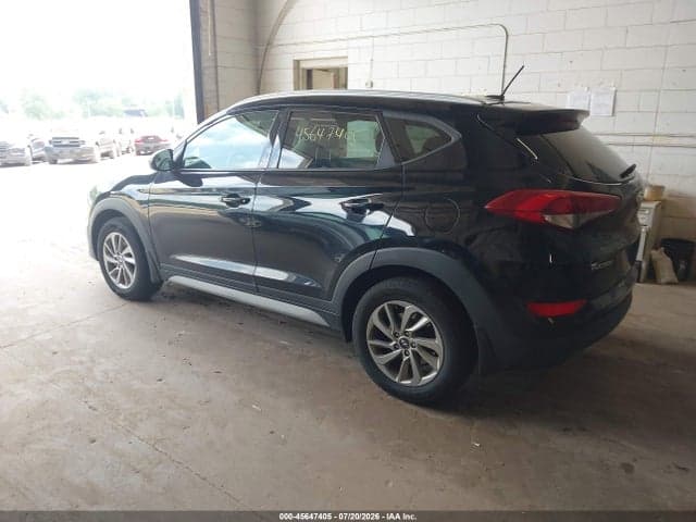 2017 HYUNDAI TUCSON SE 3