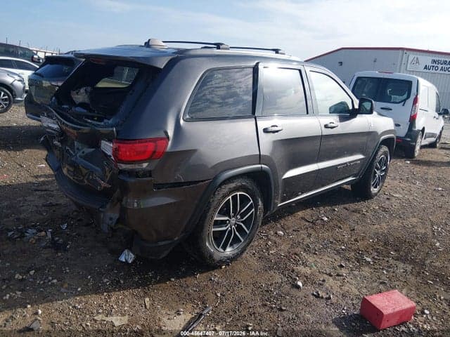 2017 JEEP GRAND CHEROKEE TRAILHAWK 4