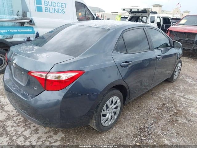 2017 TOYOTA COROLLA LE 4