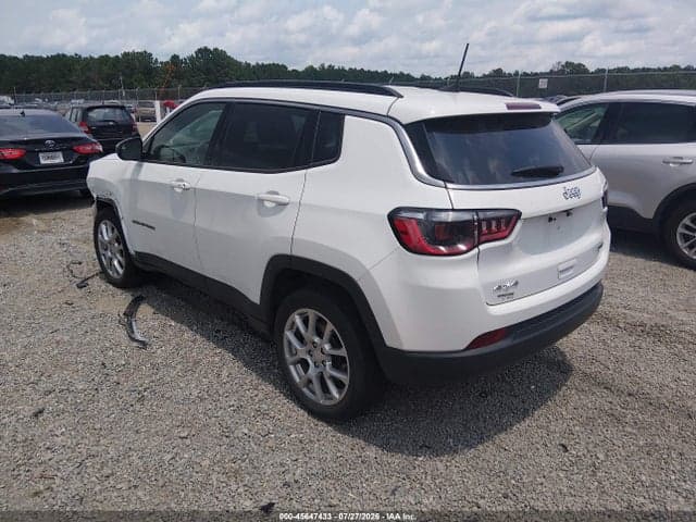 2024 JEEP COMPASS LATITUDE LUX FWD 3