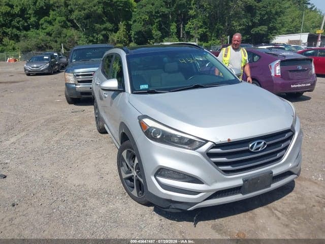 2017 HYUNDAI TUCSON VALUE 1
