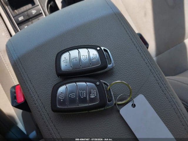 2017 HYUNDAI TUCSON VALUE 11