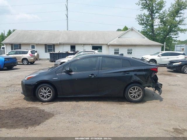 2022 TOYOTA PRIUS LE 14