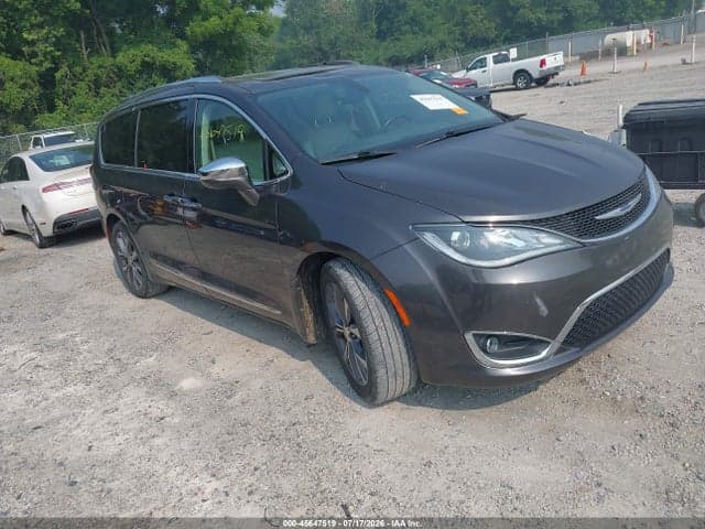 2018 CHRYSLER PACIFICA LIMITED 1