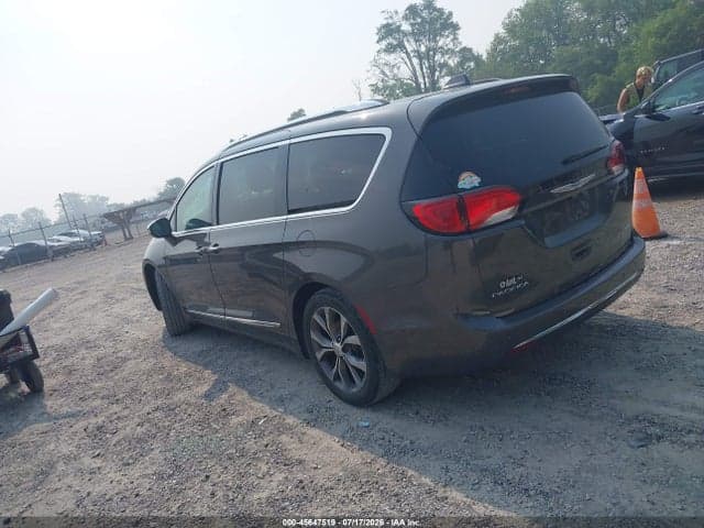 2018 CHRYSLER PACIFICA LIMITED 3