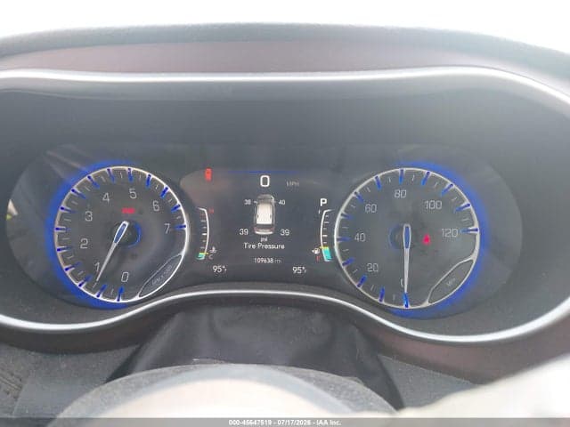 2018 CHRYSLER PACIFICA LIMITED 7