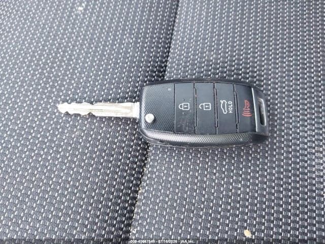 2017 KIA FORTE LX 11