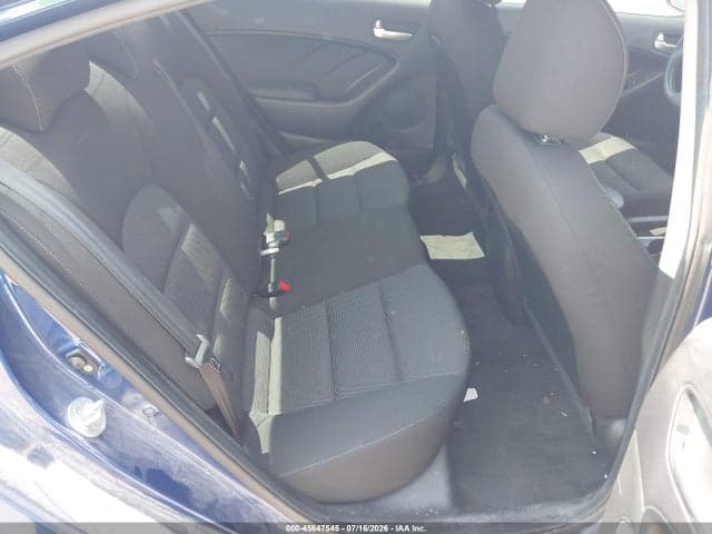 2017 KIA FORTE LX 8