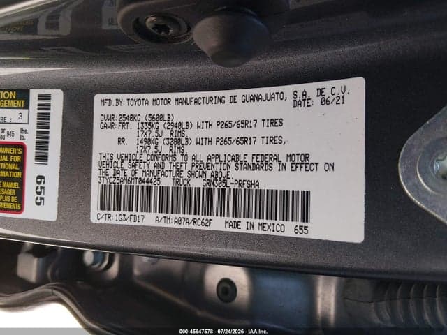 2021 TOYOTA TACOMA TRD SPORT 9