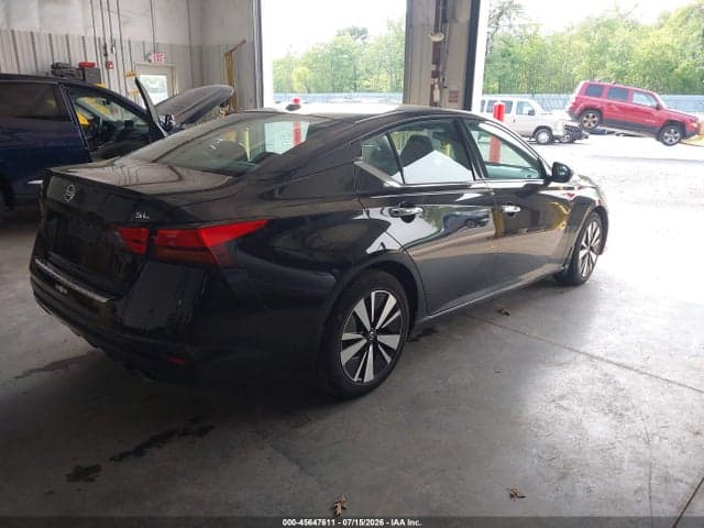 2021 NISSAN ALTIMA SL FWD 4