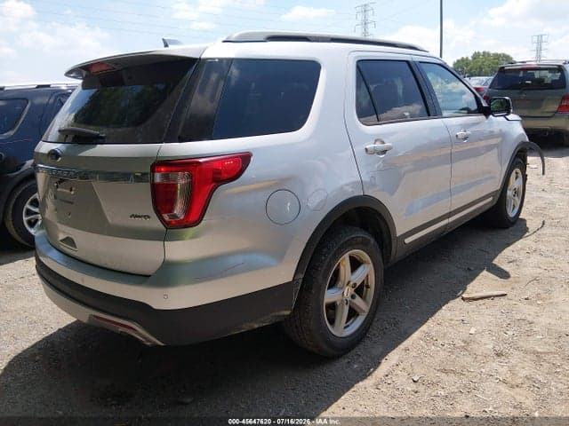2017 FORD EXPLORER XLT 4