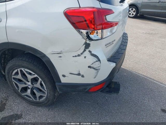 2020 SUBARU FORESTER PREMIUM 18