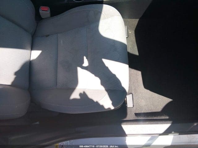 2016 TOYOTA COROLLA LE 8