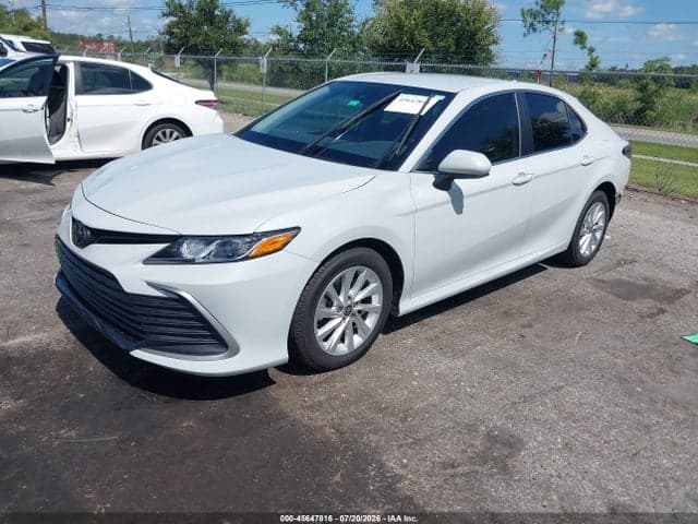 2023 TOYOTA CAMRY LE 2