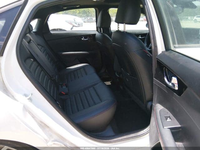 2024 KIA FORTE GT 8