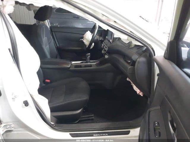 2023 NISSAN SENTRA SV XTRONIC CVT 5