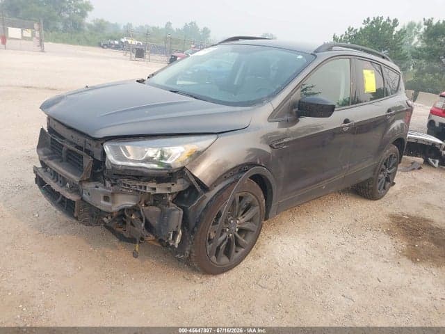 2017 FORD ESCAPE SE 2