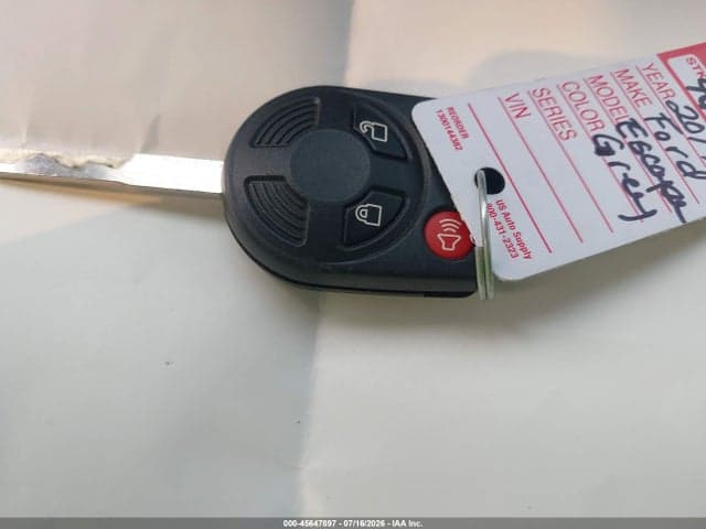 2017 FORD ESCAPE SE 11