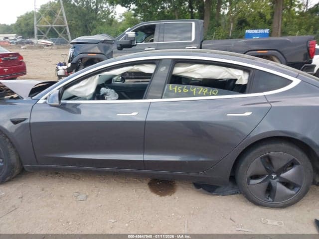 2018 TESLA MODEL 3 LONG RANGE/PERFORMANCE 12