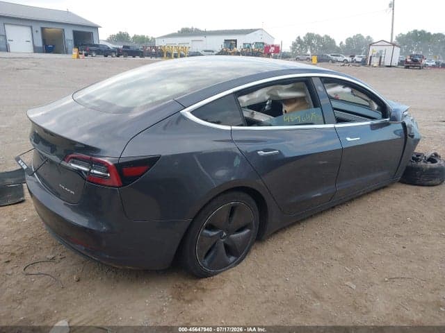 2018 TESLA MODEL 3 LONG RANGE/PERFORMANCE 4