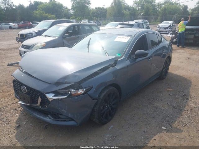 2022 MAZDA MAZDA3 CARBON EDITION 2