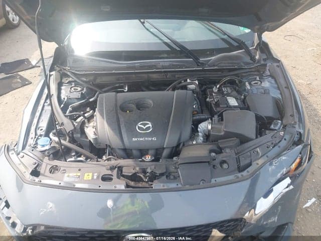 2022 MAZDA MAZDA3 CARBON EDITION 10