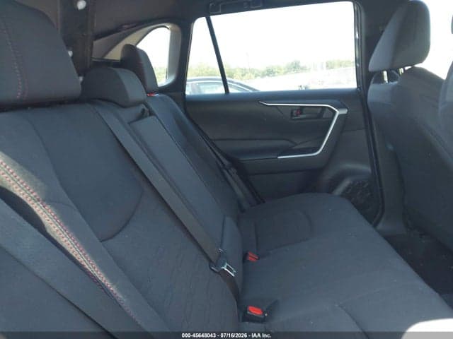 2021 TOYOTA RAV4 PRIME SE 8