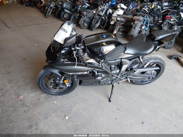 2024 YAMAHA YZFR7 9
