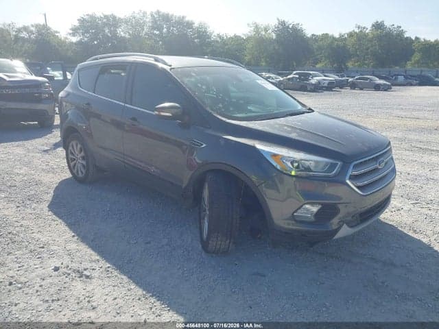 2017 FORD ESCAPE TITANIUM 1