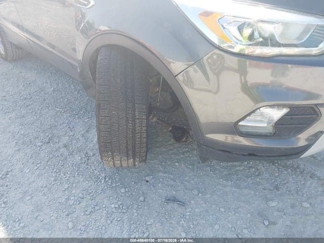2017 FORD ESCAPE TITANIUM 6