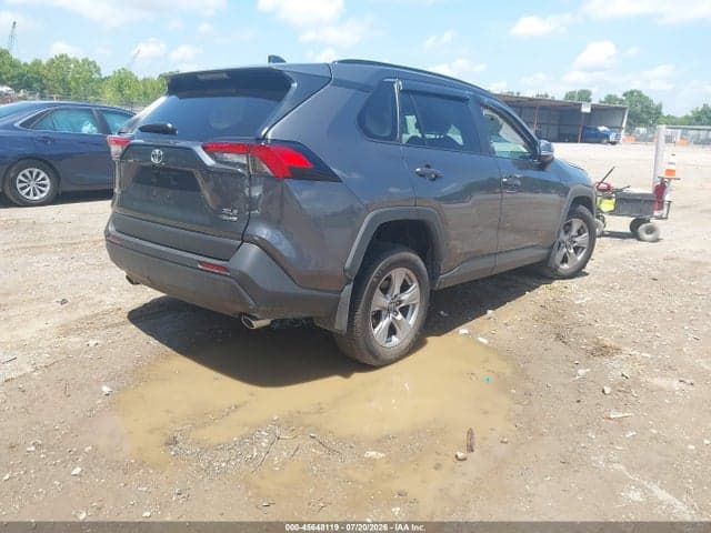 2025 TOYOTA RAV4 XLE 4