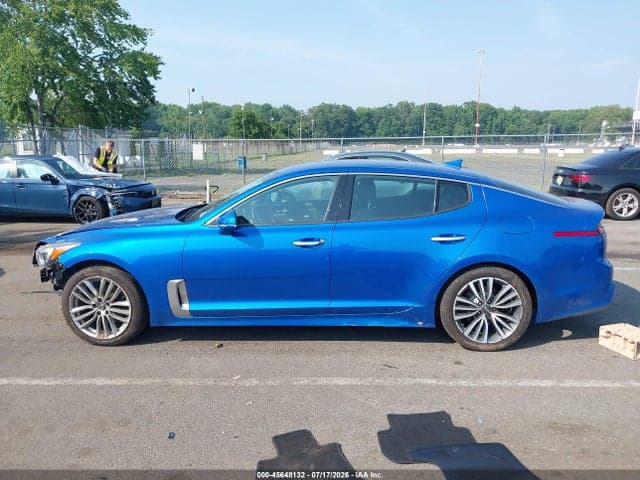 2018 KIA STINGER 14