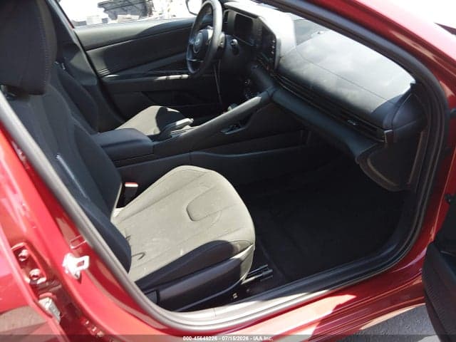 2025 HYUNDAI ELANTRA SEL SPORT 5