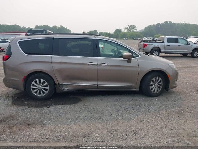 2017 CHRYSLER PACIFICA TOURING-L 13