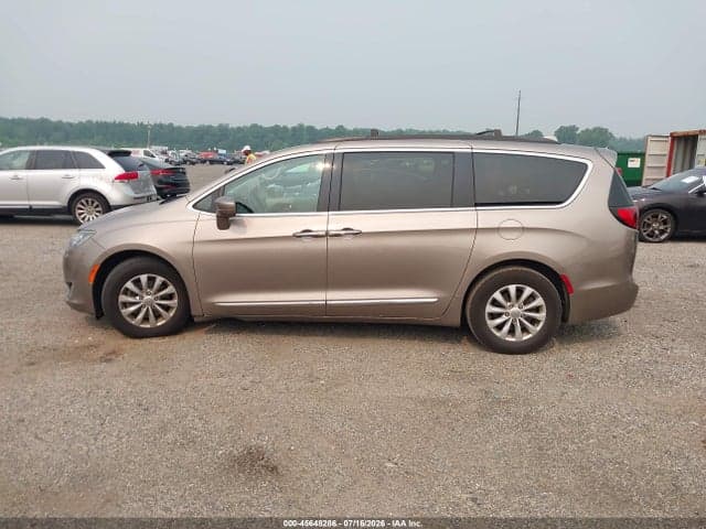 2017 CHRYSLER PACIFICA TOURING-L 14