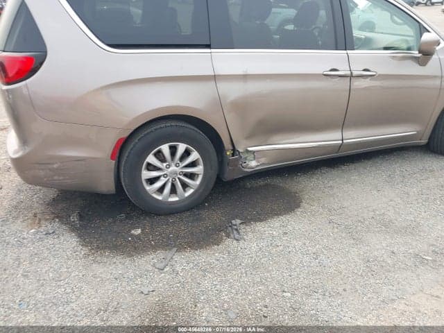 2017 CHRYSLER PACIFICA TOURING-L 6