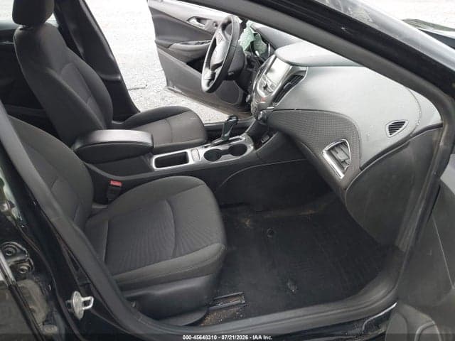 2017 CHEVROLET CRUZE LT AUTO 5