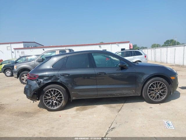 2018 PORSCHE MACAN SPORT EDITION 13