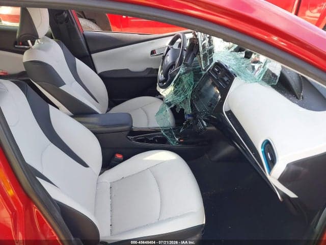 2019 TOYOTA PRIUS XLE 5