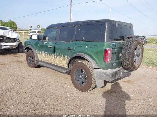 2025 FORD BRONCO OUTER BANKS 3