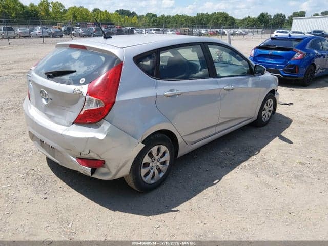 2017 HYUNDAI ACCENT SE 4