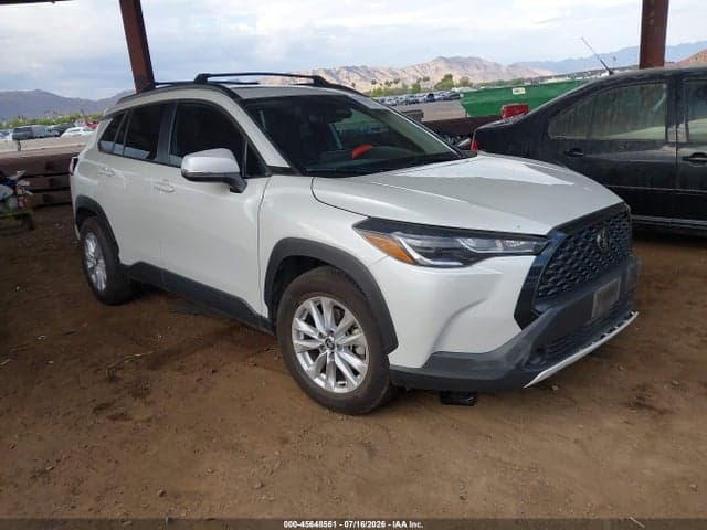 2023 TOYOTA COROLLA CROSS LE 1